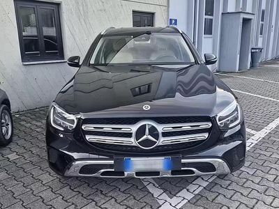 Usata Mercedes GLC200 163 CV (119 kW) 2020 Nero SUV