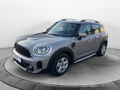 Usata Mini One Countryman Essential 102 CV (75 kW) 2021 Rosso SUV