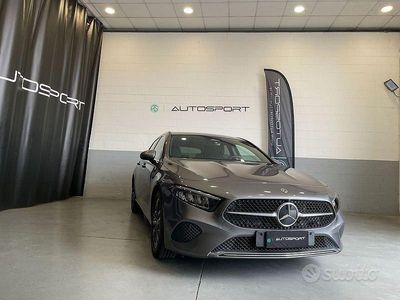 Usata Mercedes A200 Advanced 150 CV (110 kW) 2024 Grigio Berlina