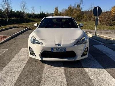 Usata Toyota GT86 Edition 200 CV (147 kW) 2012 Bianco Coupé