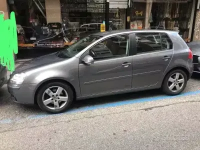 Begagnad VW Golf IV Sportline 140 HK (102 kW) 2006 Grå Sedan