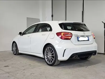 Usata Mercedes A200 Premium 136 CV (100 kW) 2014 Utilitaria