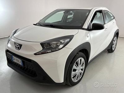 Usata Toyota Aygo X Active 72 CV (52 kW) 2023 Bianco SUV