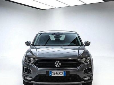 Używany VW T-Roc Style 150 KM (110 kW) 2021 Szary SUV