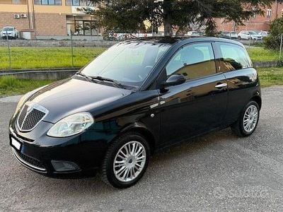 Usata Lancia Ypsilon 60 CV (44 kW) 2009 Nero Utilitaria