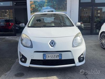 Usata Renault Twingo 74 CV (54 kW) 2012 Bianco Utilitaria