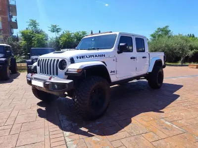 Usata Jeep Gladiator Overland 264 CV (194 kW) 2022 Bianco Pick-up