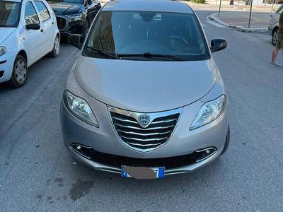 Usata Lancia Ypsilon 60 CV (44 kW) 2013 Utilitaria