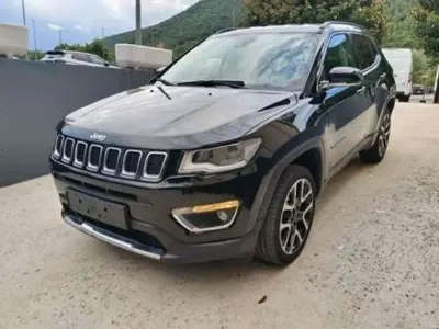 Usata Jeep Compass Opening Edition 140 CV (102 kW) 2017 Nero SUV