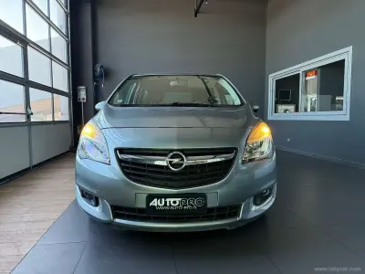 Usata Opel Meriva Cosmo 95 CV (69 kW) 2014 Grigio Monovolume