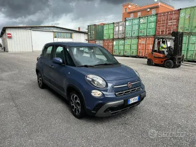 Begagnad Fiat 500L Cross 95 HK (69 kW) 2022 Brun Minibuss