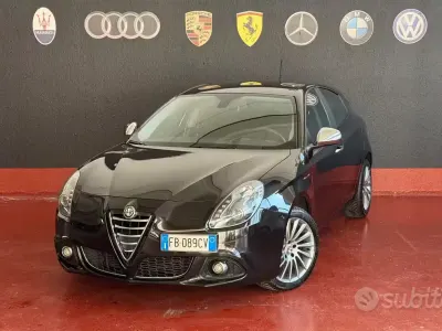 Usata Alfa Romeo Giulietta Exclusive 150 CV (110 kW) 2014 Nero Utilitaria