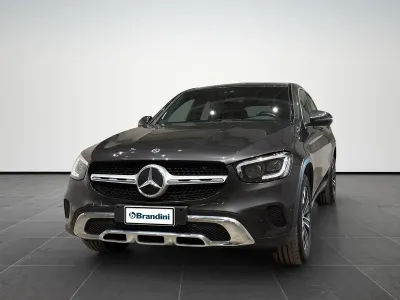 Usata Mercedes GLC300 245 CV (180 kW) 2019 Nera SUV