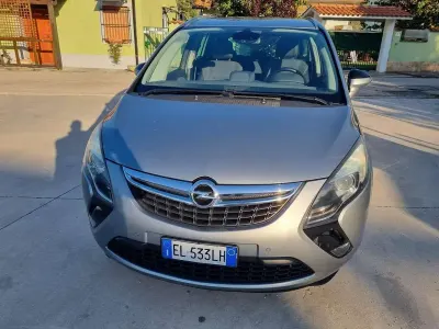 Occasion Opel Zafira Tourer Cosmo 131 ch (96 kW) 2012 Argent Monospace