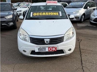 Usata Dacia Sandero 84 CV (61 kW) 2010 Bianco Berlina