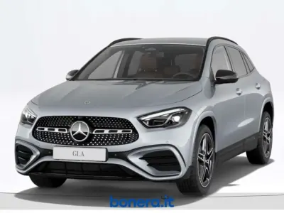 Nuova Mercedes GLA200 AMG line 150 CV (110 kW) 2026 Argento hightech SUV