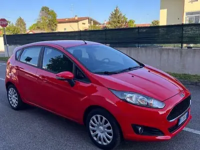 Usata Ford Fiesta 60 CV (44 kW) 2016 Utilitaria