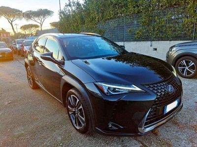 Lexus UX 250h