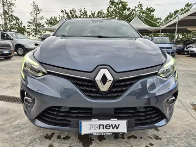 Usata Renault Clio V Intens 86 CV (63 kW) 2021 Blu Berlina