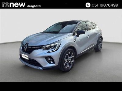 Usata Renault Captur Techno 101 CV (74 kW) 2023 Grigio chiaro SUV