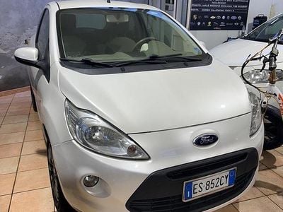 Usata Ford Ka Titanium 75 CV (55 kW) 2013 Bianco Utilitaria