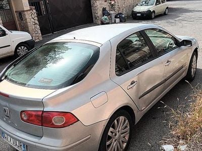 Usata Renault Laguna II 120 CV (88 kW) 2005 Grigio Berlina