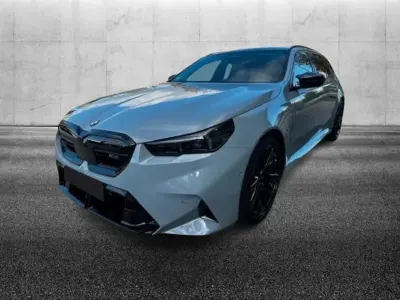 Usata BMW M5 727 CV (534 kW) 2025 Grigio Station wagon