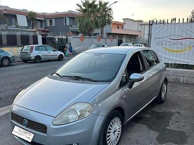 Usata Fiat Grande Punto Dynamic 90 CV (66 kW) 2007 Argento Utilitaria