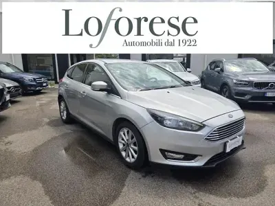 Usata Ford Focus Business Edition 120 CV (88 kW) 2018 Argento metallizzato Berlina