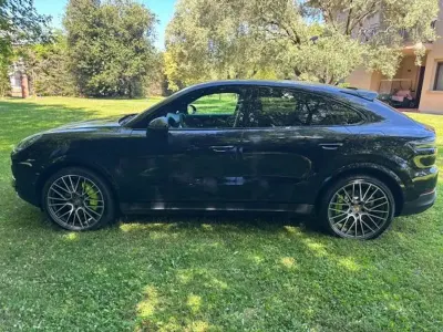 Usata Porsche Cayenne 340 CV (250 kW) 2021 Nero SUV