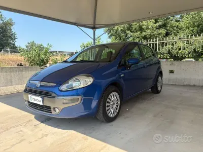 Usata Fiat Punto Evo Dynamic 77 CV (56 kW) 2010 Blu Utilitaria