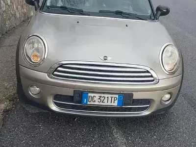 Usata Mini Cooper D 109 CV (80 kW) 2007 Utilitaria