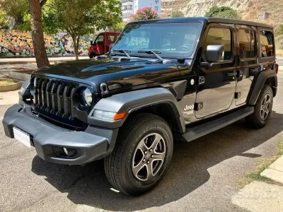 Usata Jeep Wrangler Unlimited Sahara 200 CV (147 kW) 2020 Nero SUV