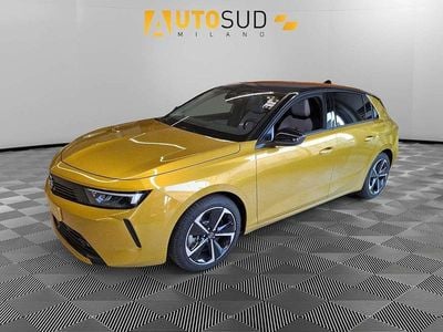 Usata Opel Astra Elegance 180 CV (132 kW) 2025 Giallo Utilitaria
