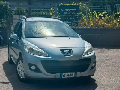 Usata Peugeot 207 Sport 73 CV (53 kW) 2010 Grigio Station wagon