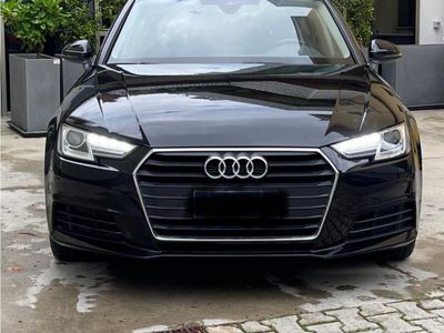 Usata Audi A4 122 CV (89 kW) 2016 Nero Station wagon