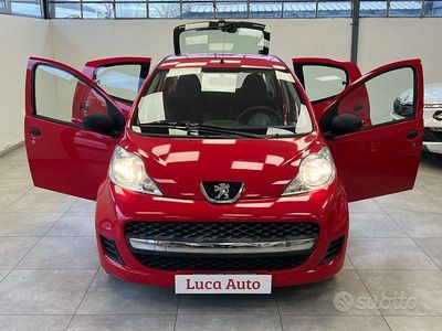 Rosso Usata 2010 Peugeot 107 Utilitaria | 2490 € (Ottimo prezzo)