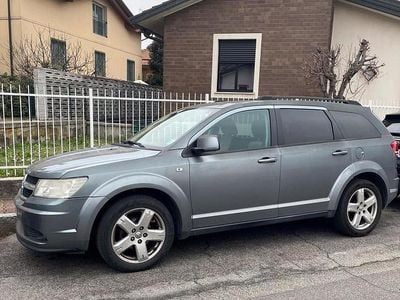 Usata Dodge Journey 140 CV (102 kW) 2009 Grigio SUV