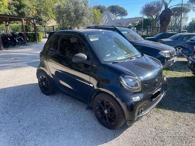 Nero Usata 2016 Smart ForTwo Cabrio Cabrio | 11.500 € (Buon prezzo)