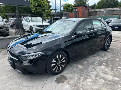 Usata Mercedes A180 Business 116 CV (85 kW) 2025 Nero Berlina