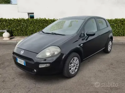 Occasion Fiat Punto Street 77 PK (56 kW) 2017 Zwart Hatchback