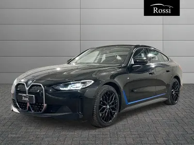 Usado BMW i4 M Sport 105 kW (143 CV) 2022 Negro Berlina