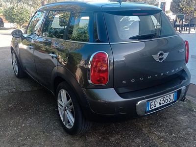 Usata Mini Countryman 122 CV (89 kW) 2011 Marrone SUV