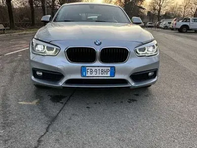 Usata BMW 116 Advantage 116 CV (85 kW) 2015 Grigio Utilitaria
