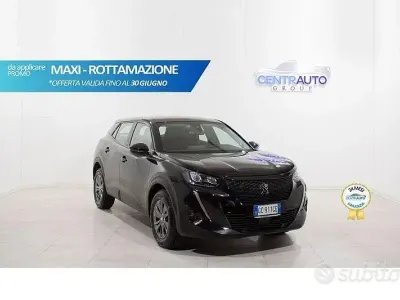 Usata Peugeot 2008 Active 131 CV (96 kW) 2020 Nero SUV