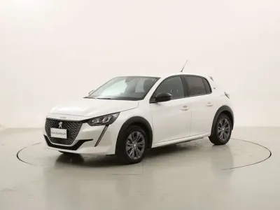 Usata Peugeot e-208