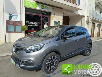 Usata Renault Captur Intens 90 CV (66 kW) 2016 Grigio SUV