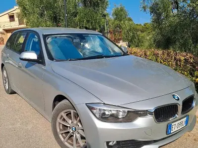 Begagnad BMW 318 143 HK (105 kW) 2013 Grå Kombi