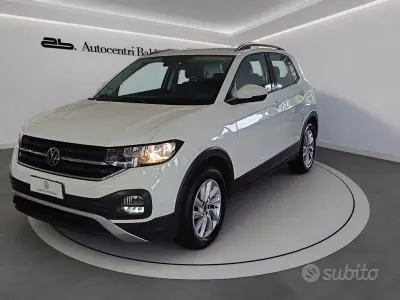 Begagnad VW T-Cross Style 95 HK (69 kW) 2023 Vit SUV