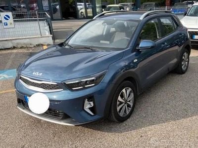 Begagnad Kia Stonic 84 HK (61 kW) 2025 Blå SUV